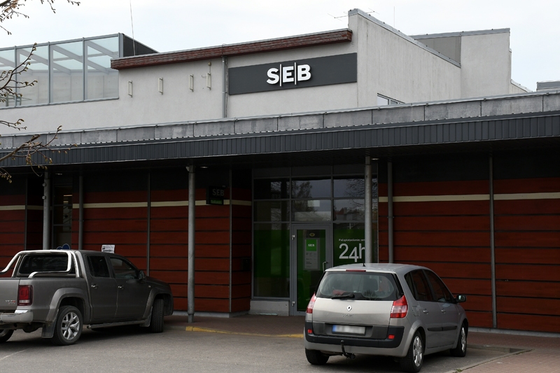 Bauskā palikusi vienas bankas filiāle