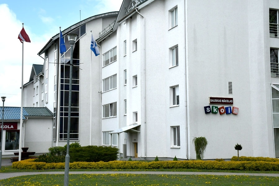 Bauskas BMMS mākslas nodaļas audzēkņiem ievieš atsevišķu mācību priekšmetu – vasaras praksi