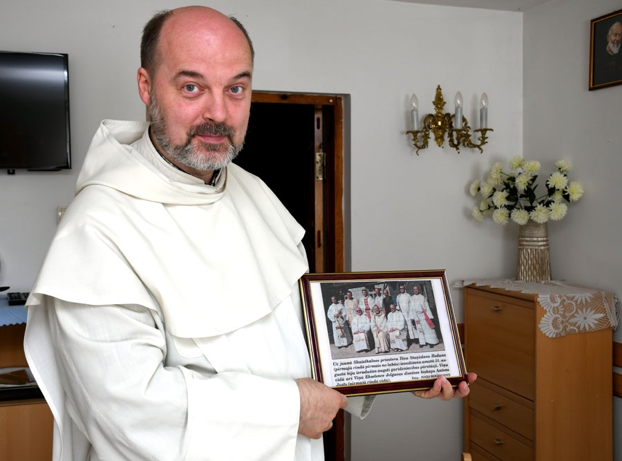 Ar Dieva vārdu trāpīt dvēselē
