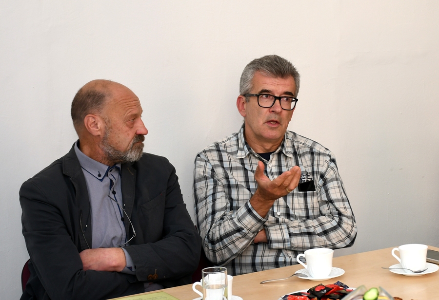 Ar cieņu pret aizgājēju atdusas vietu