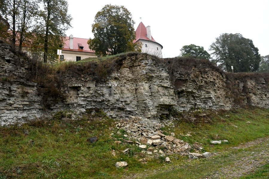 Nobrūk Mūsas labā krasta dolomīta atsegums