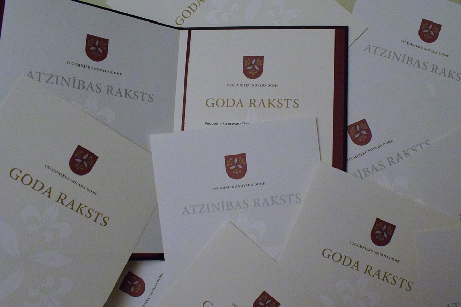Vecumnieku novadā pasniegs pašvaldības apbalvojumus; šogad arī augstāko atzinību – «Gada cilvēks»