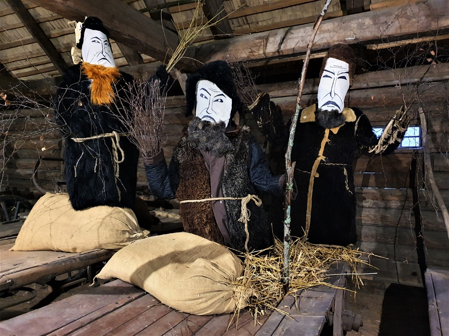 Aicina iepazīt maskošanās tradīcijas