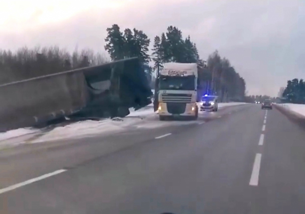 Saduras kravas automobiļi Iecavas novadā