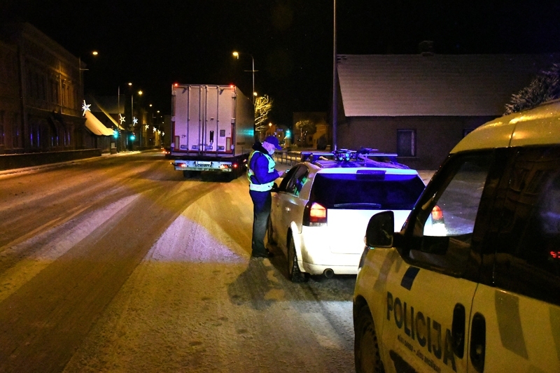 Mājsēdes laikā Valsts policijas Bauskas iecirkņa teritorijā – 38 pārkāpumi