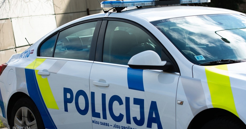 Šoferis Bauskā pamet notikuma vietu