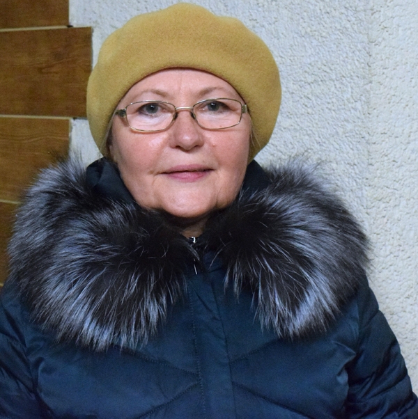 Dienas piepilda skola, dejotāji, ģimene
