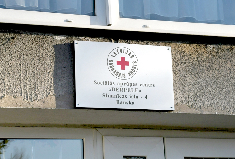 Izsludina vakcināciju sociālās aprūpes centros