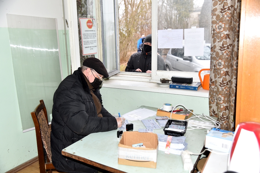Vimbu licences iegādājas epidemioloģiski droši