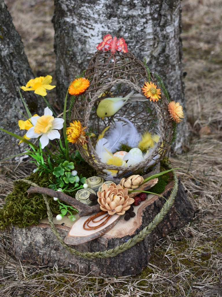 Vecumnieku floristu tradicionālā pavasara darbu izstāde aplūkojama virtuāli