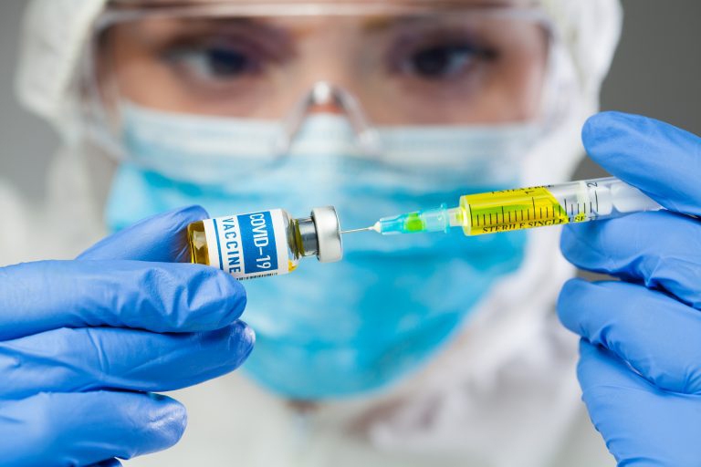 Par «AstraZeneca» «Covid-19» vakcīnas blaknēm