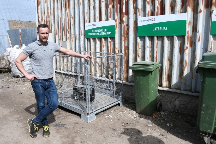 Bauskā īpašā akcijā aicina uz atkritumu šķirošanas laukumiem vest nolietotās elektroierīces
