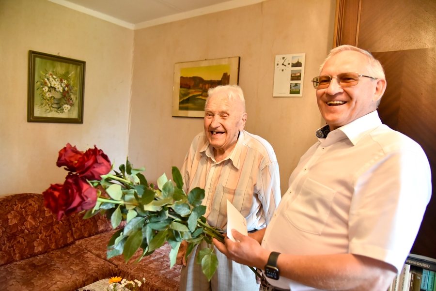 Pieredzējušajam aldarim – 95