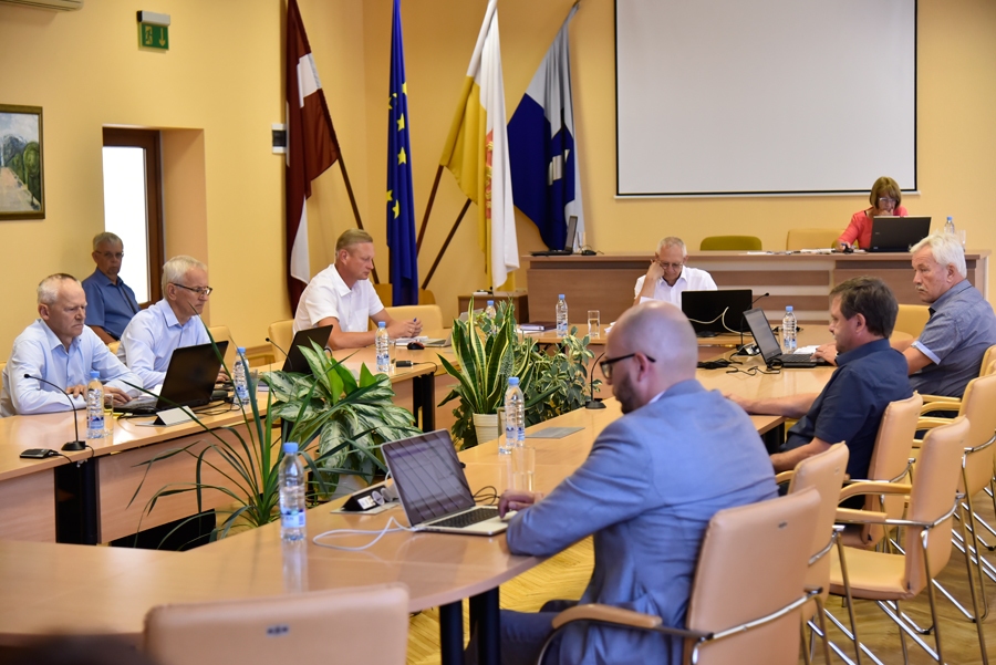 Domās par pārmaiņām sēžu formātā