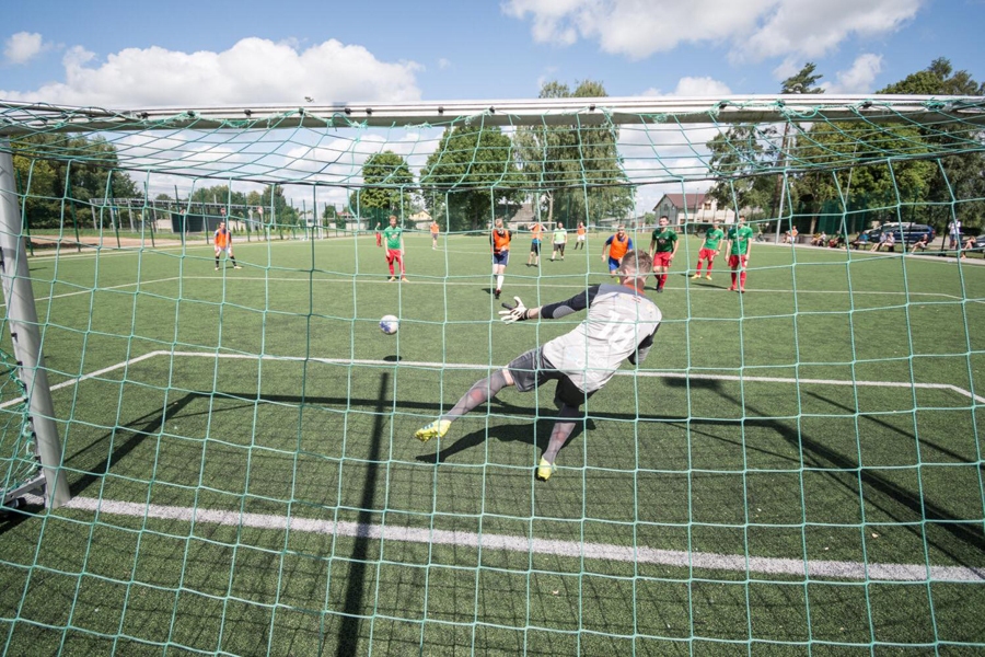 Iecavā futbola cīņas līdz pat septembrim