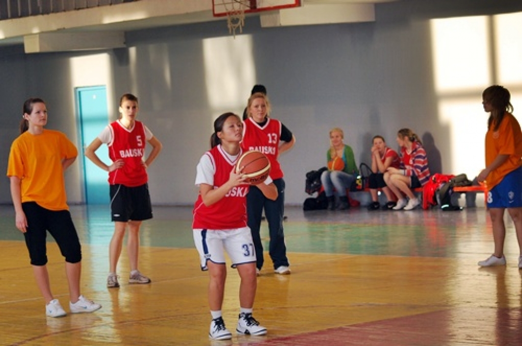 Basketbolā neizdodas pārspēt Bauskas 1. vidusskolu