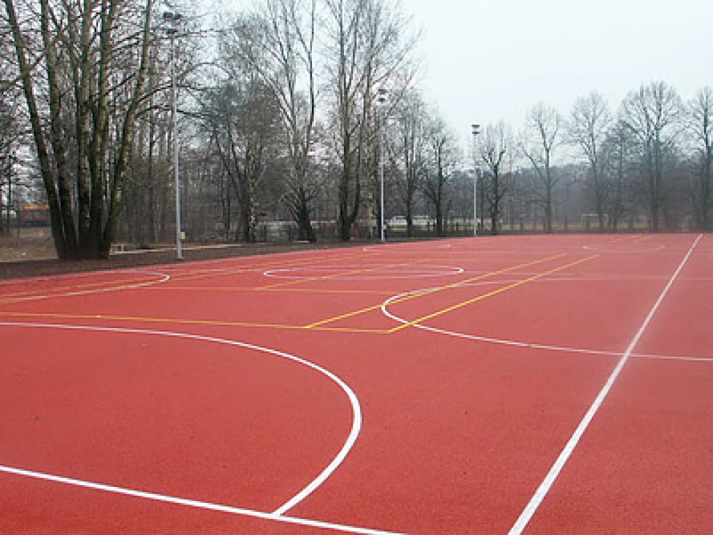 Pie Pilsrundāles vidusskolas būs sporta laukums