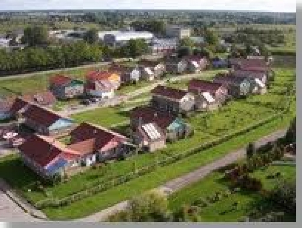 Īslīces SOS bērnu ciematam dāvina spuldzes