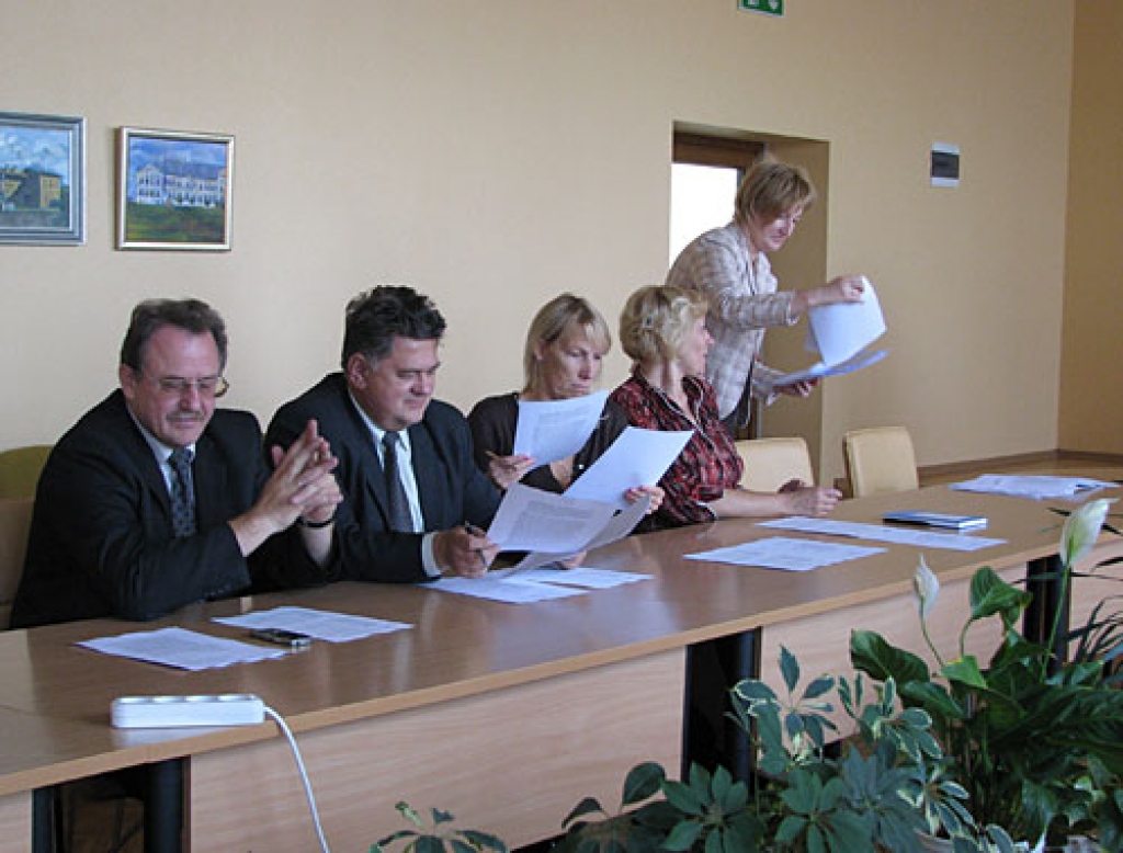 Godinās novada labākos skolotājus