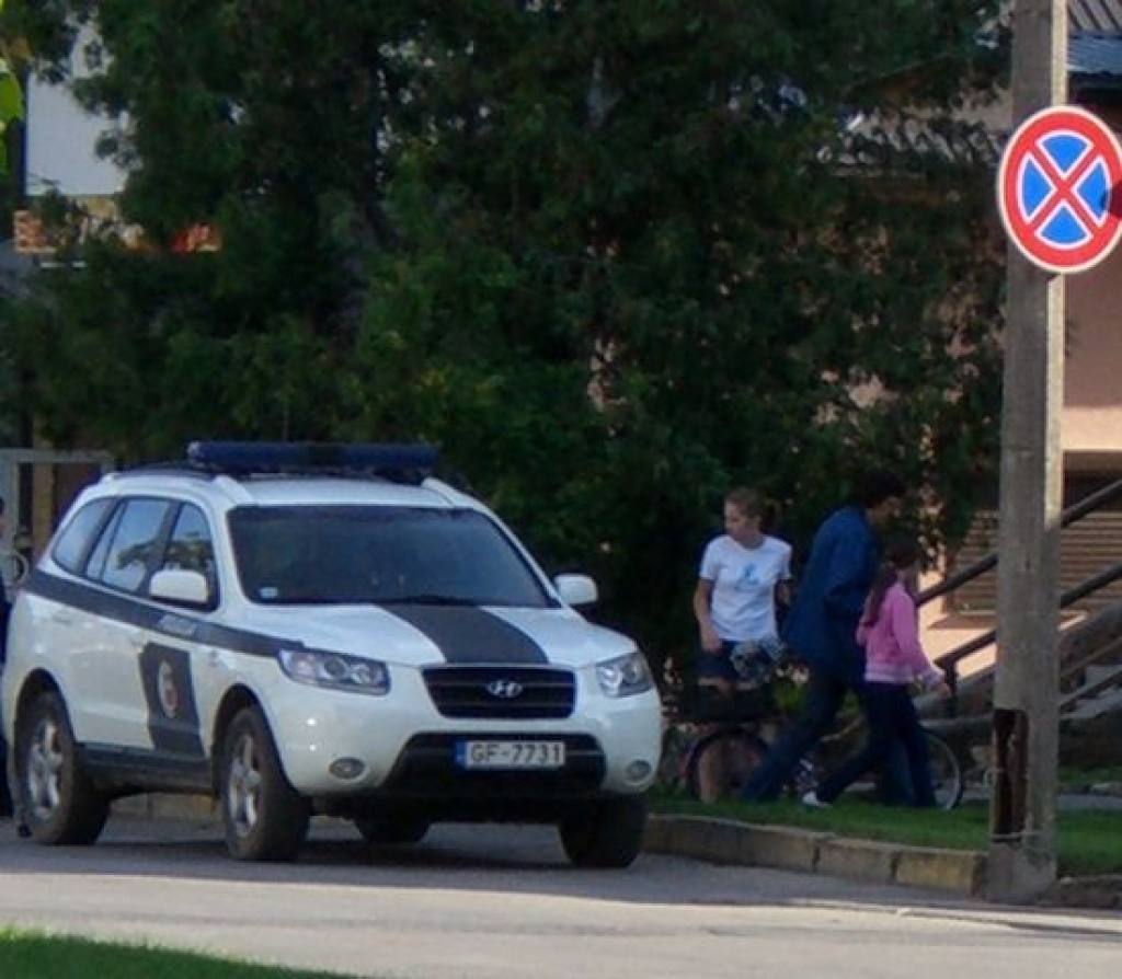 Policijas visatļautība Iecavā