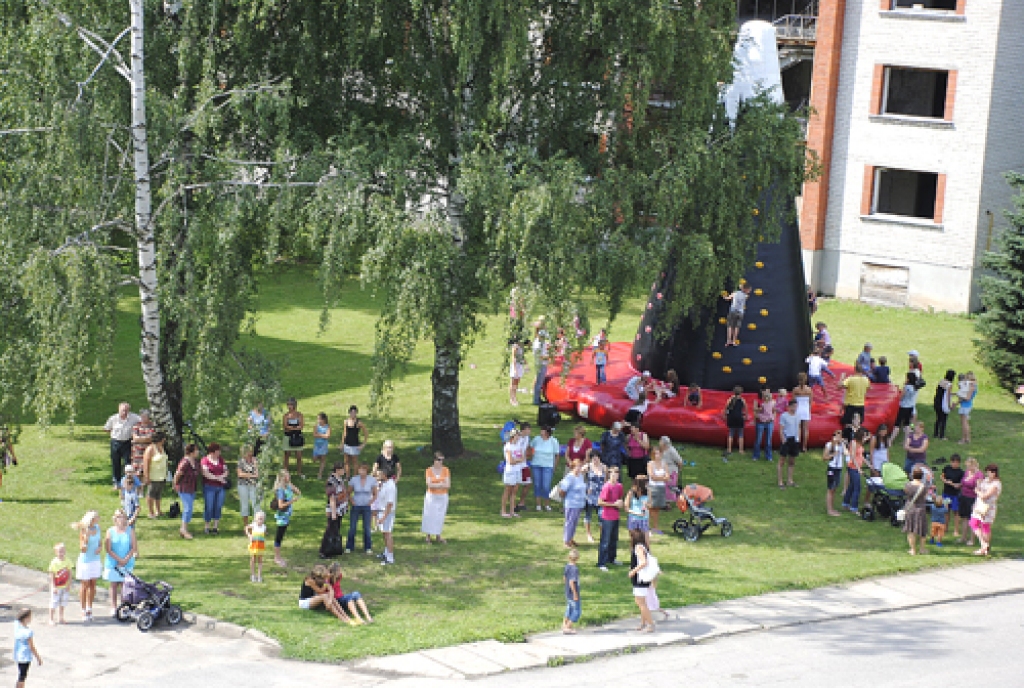 Koncertā Gailīšos visvairāk gaida savējos