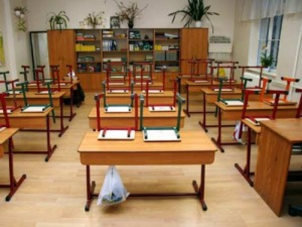 Deputāti spriedīs par skolas Bērzos likvidēšanu