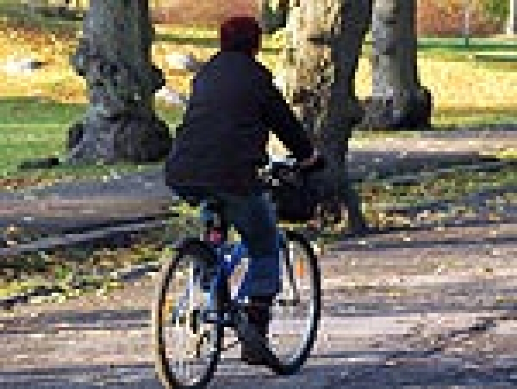 Daudz piedzērušos velosipēdistu uz maģistrāles A-7