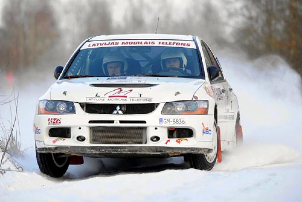 Autosportisti Neikšāni startēs Latvijas čempionātā
