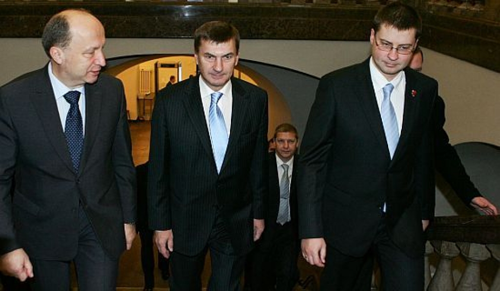 Baltijas premjeri tiekas Mežotnē