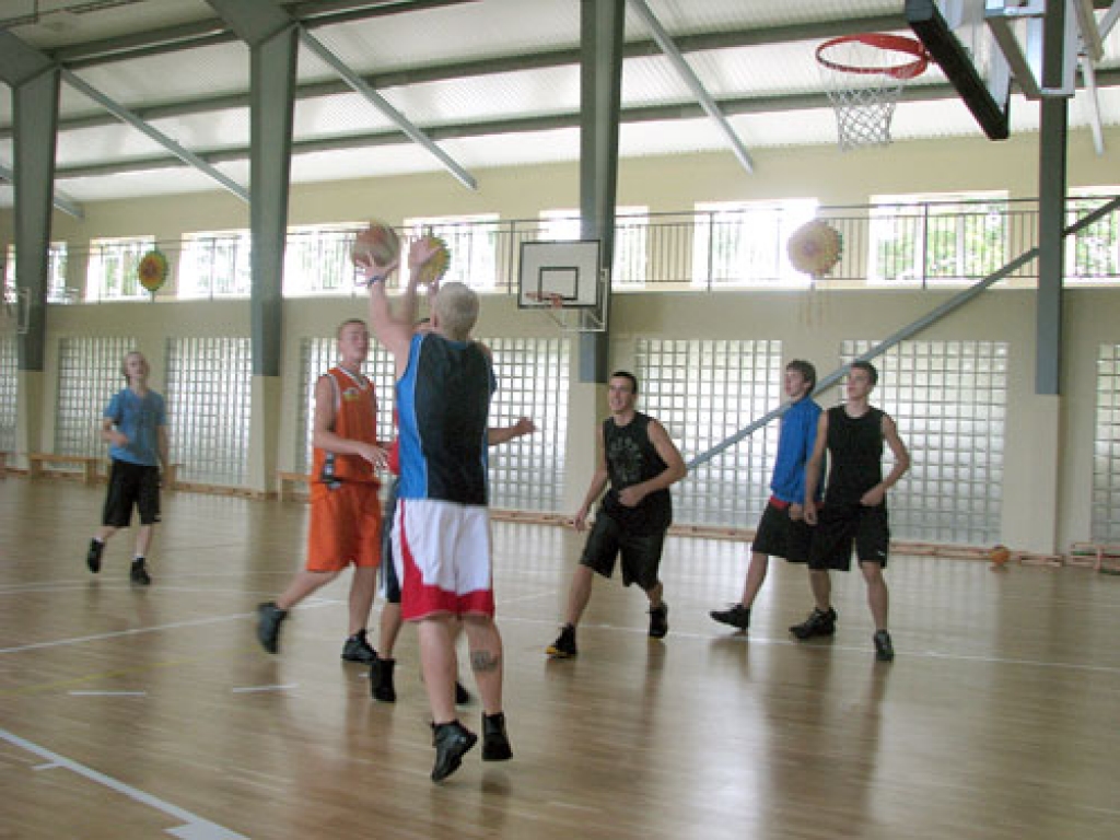 Basketbolisti treniņnometnē iztur pamatīgu slodzi