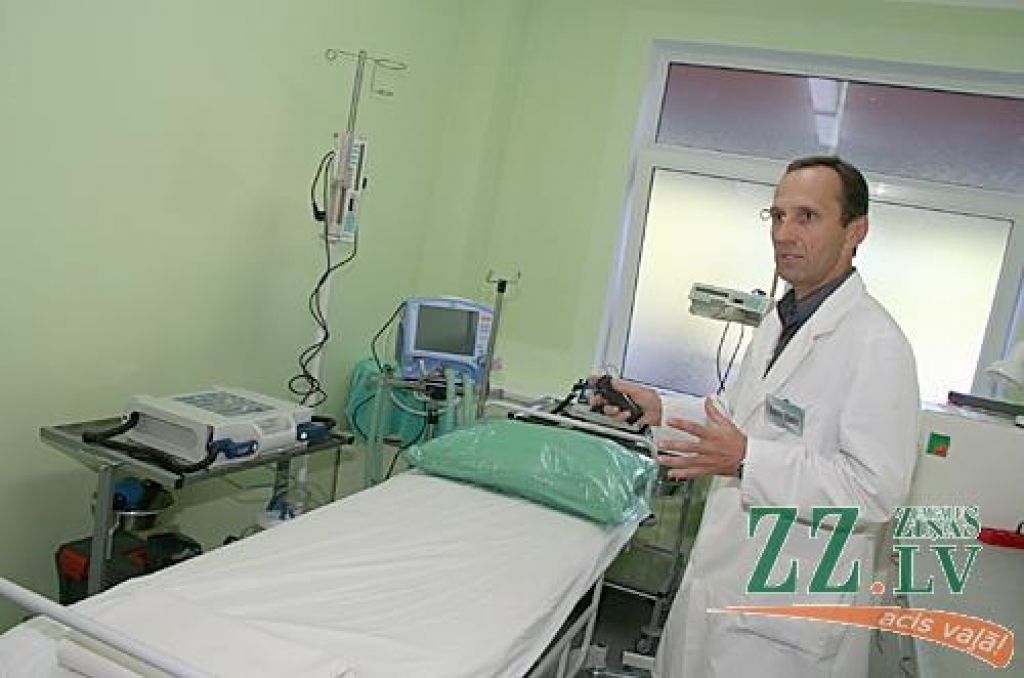 Jelgavas pilsētas slimnīca strādā ar zaudējumiem, nesamazinot operāciju apjomu