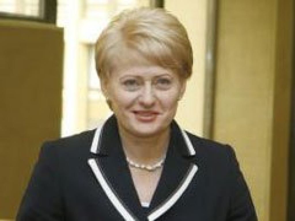 Lietuvas prezidenta vēlēšanās uzvar Gribauskaite