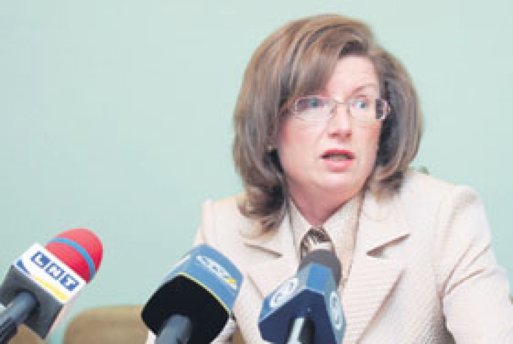 Sudraba: Valstij nav plāna, kā iziet no krīzes