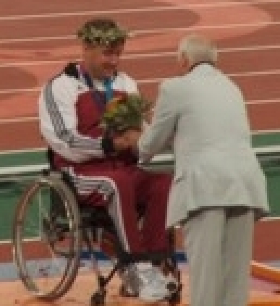 Tiksies ar paraolimpisko čempionu