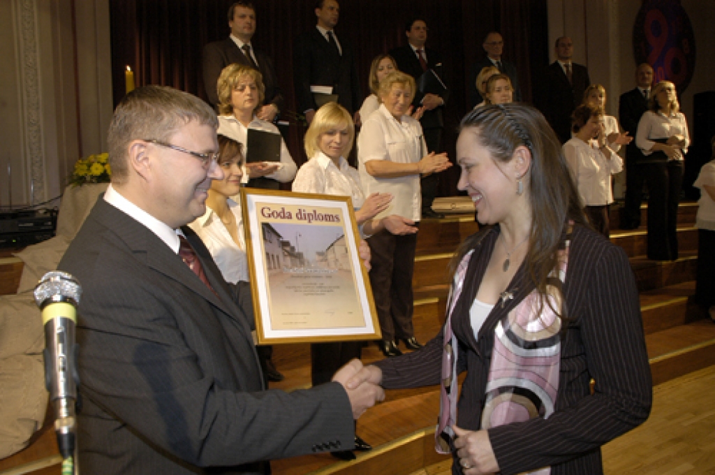 Izceļ līdzcilvēku labos darbus