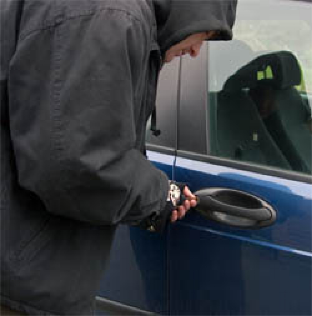 Rajonā aktivizējas automobiļu apzadzēji