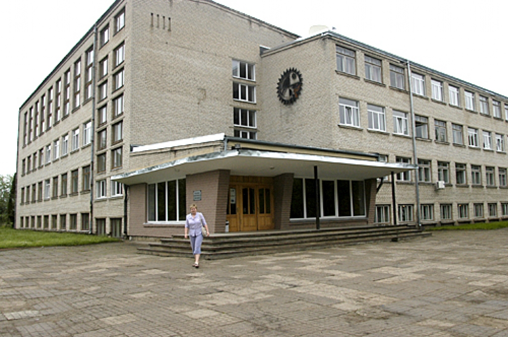 Saulainē šķetinās gadu desmitus 