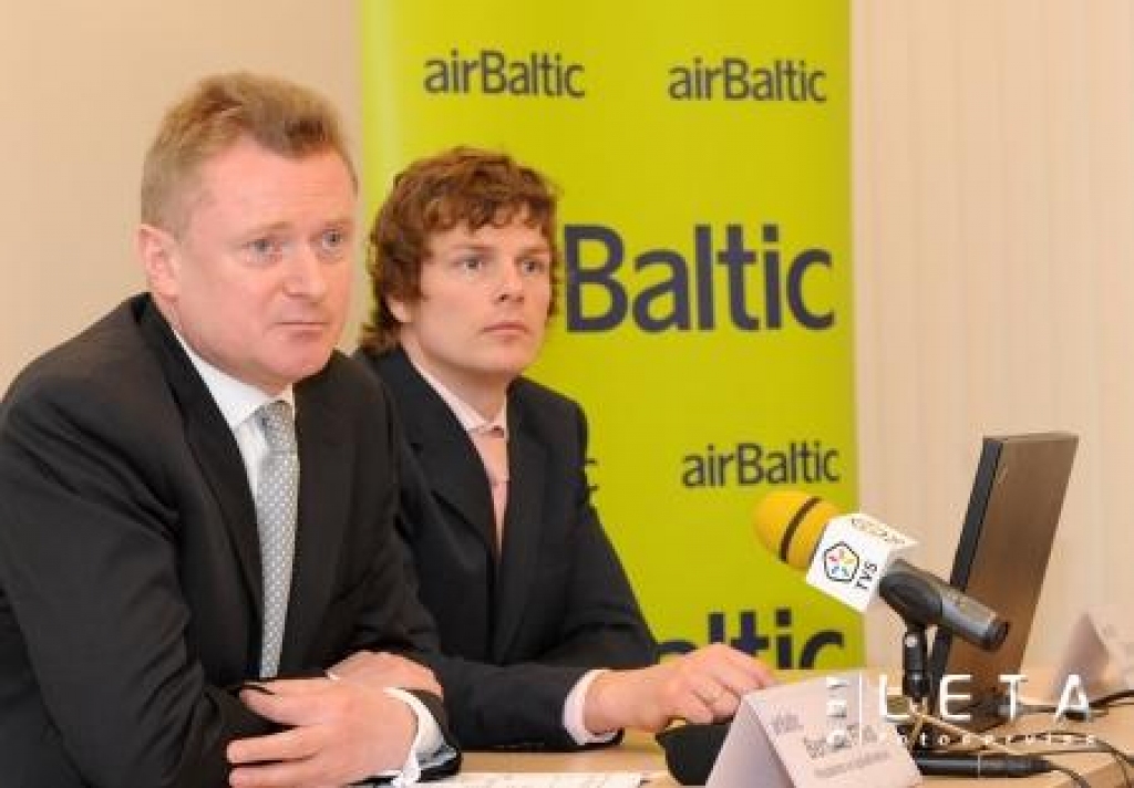 "airBaltic" iegādāsies astoņas jaunas lidmašīnas par aptuveni 90 miljoniem latu