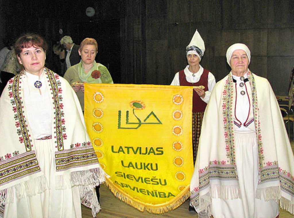 Lauku sieviešu konference piesaka jaunas iespējas