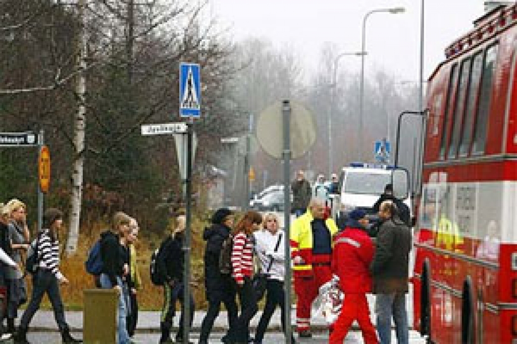 Apšaudē Somijas skolā dzīvību zaudējuši 8 cilvēki