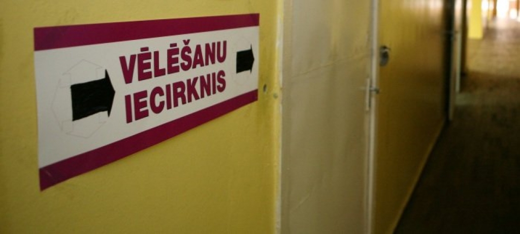 Iecavā pirmajā dienā nobalsojis 51 vēlētājs