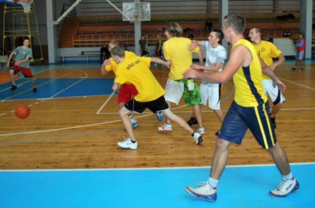 Bauskas 1. vidusskolas spartakiādes sacensības basketbolā