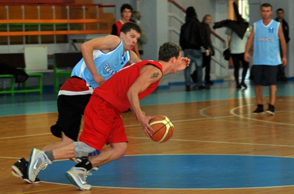 Basketbolā sākusies sporta centra «Mēmele» kausa izcīņa