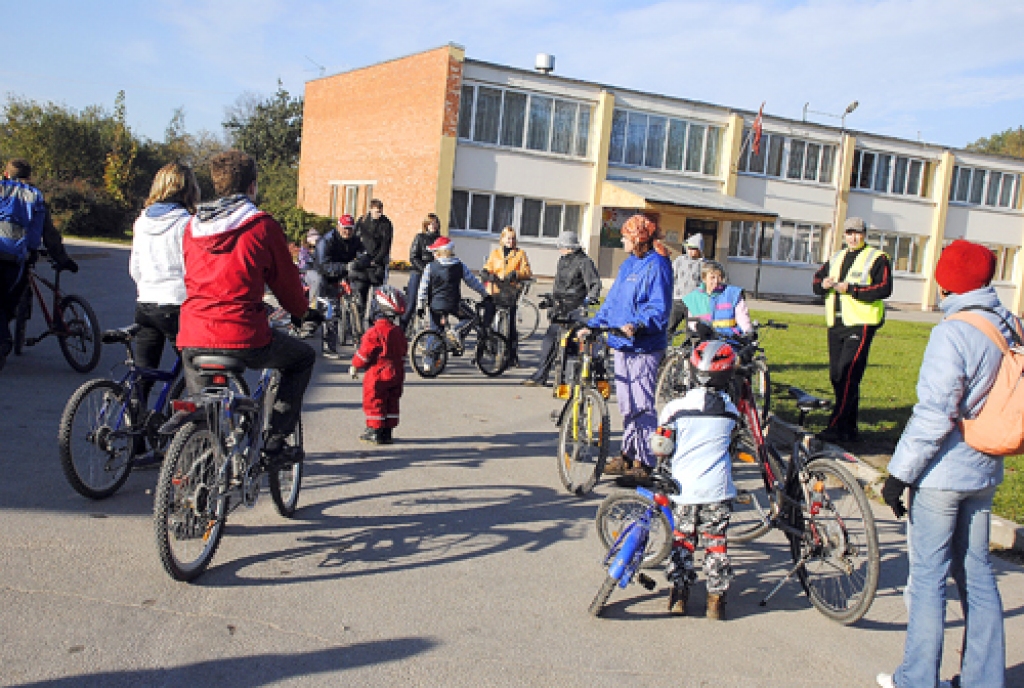 Noticis pirmais velobrauciens Vecumnieku novadā