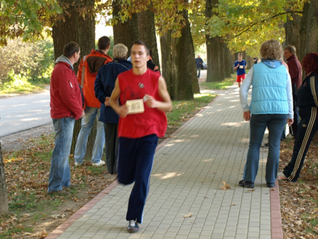 Sportisko oktobri ievada skrējiens «Iecavas rudens 2012»