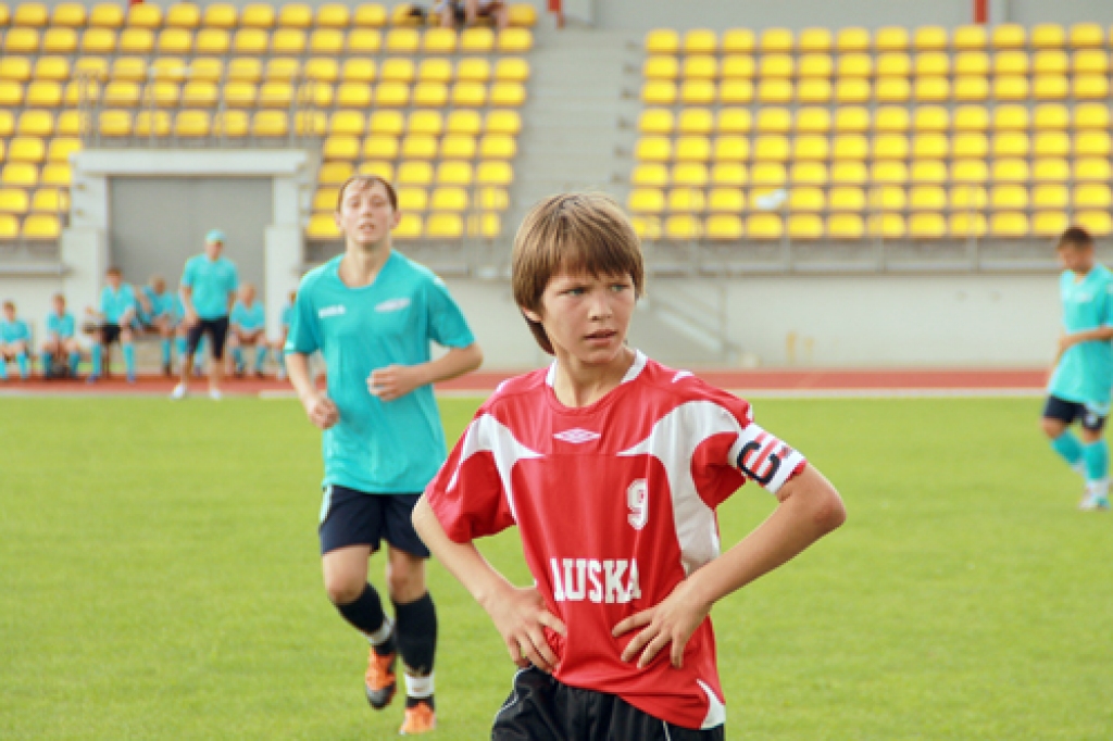 Jaunie futbolisti Bauskā spēlē neizšķirti