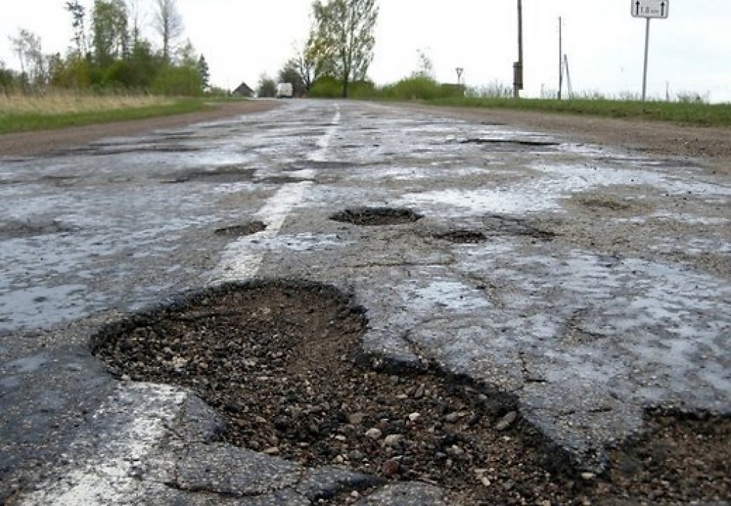 Rit intensīvs brauktuvju remonts