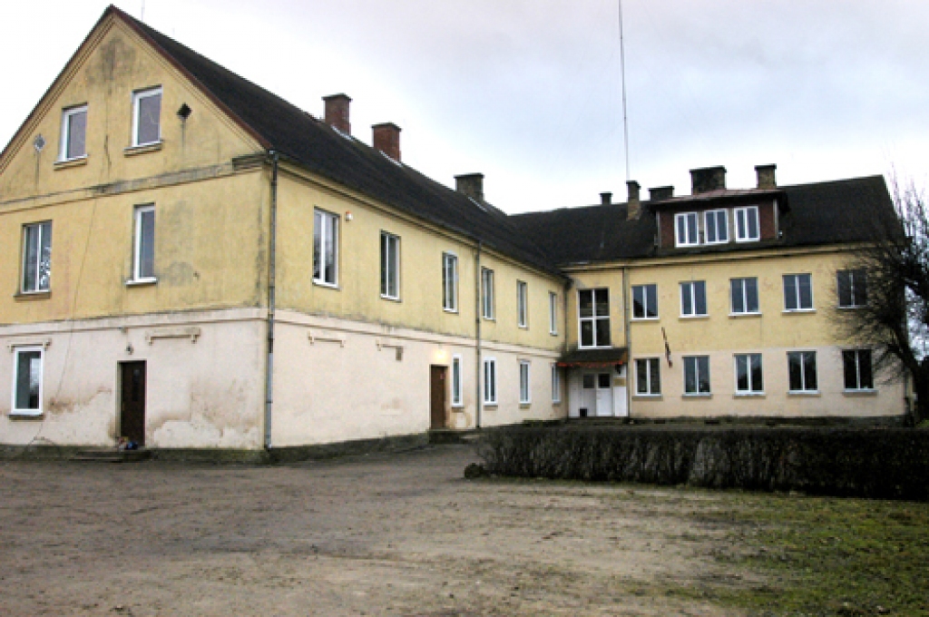 Nolemj slēgt Bārbeles pamatskolu