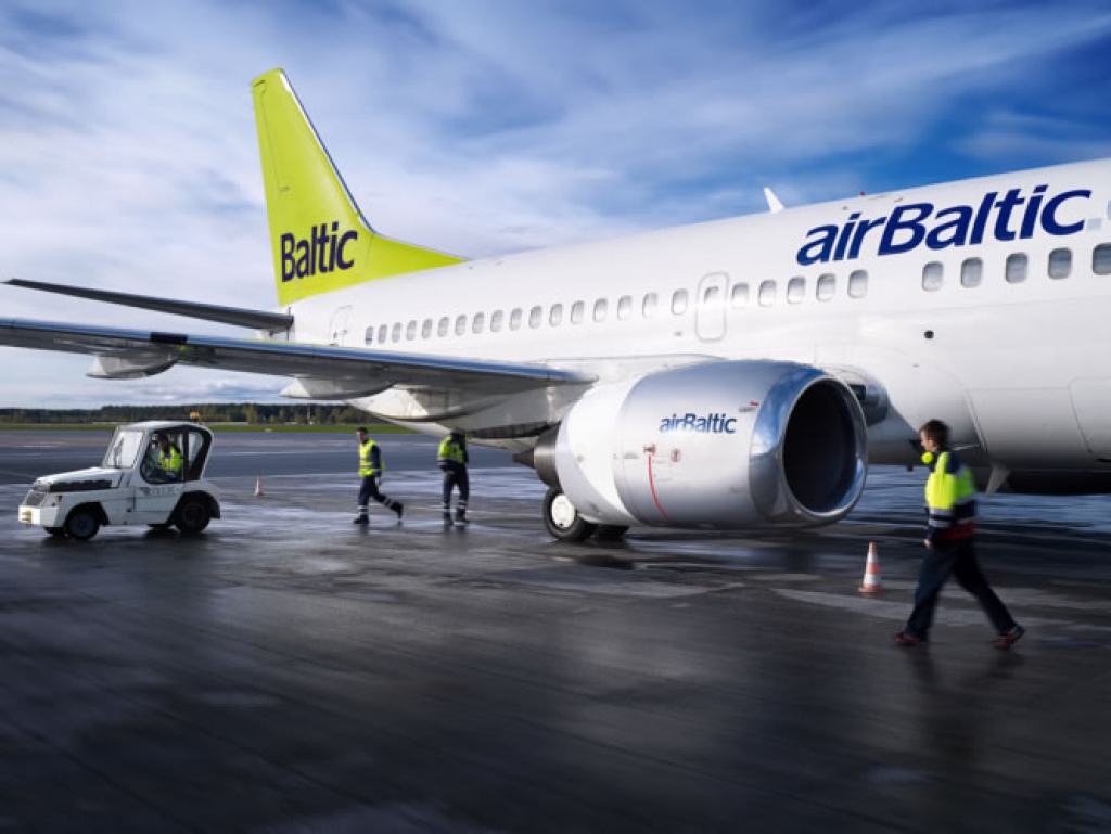 Valdība nolemj «airBaltic» ieguldīt 57,6 miljonus latu