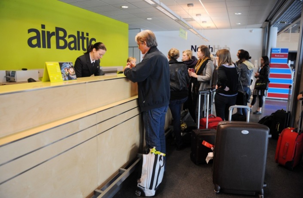 Tirgotāji: pieprasījums pēc «airBaltic» biļetēm sarūk